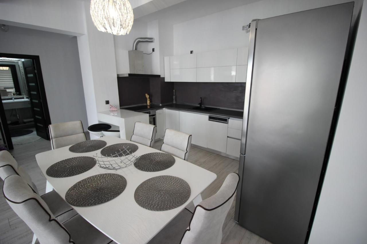 Apartament Diana Târgu-Mureş エクステリア 写真